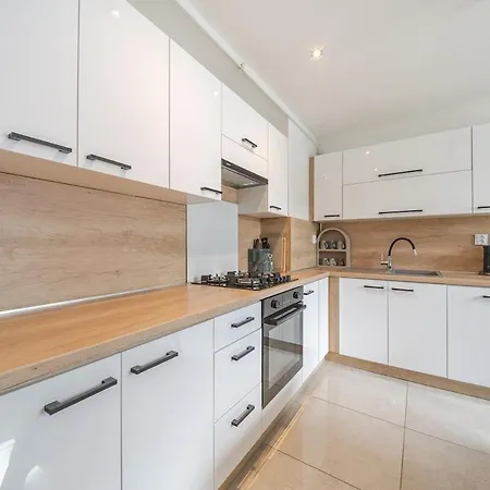 Rezidence Mahenova 3 Apartament *